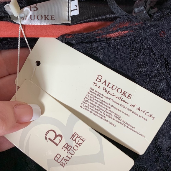 NWT Baluoke Stretch Lace Mini Dress (Juniors) - Picture 4 of 6